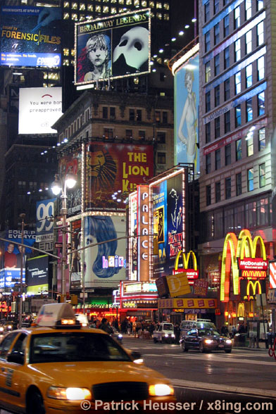 the broadway: more lights then stars in the sky (new york, usa)